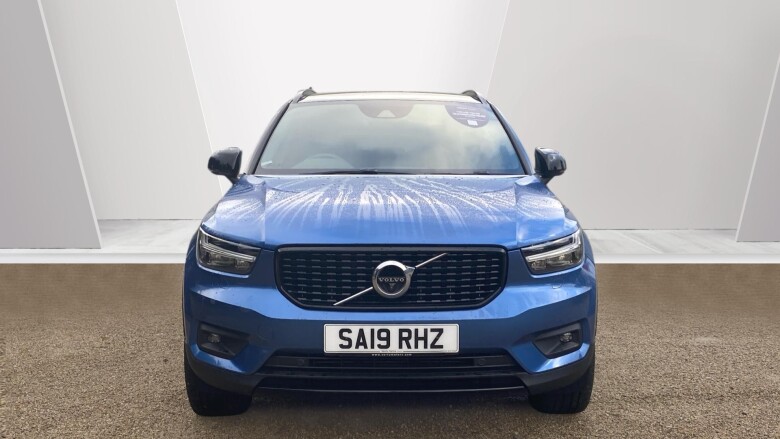 Volvo Xc40 2.0 T4 R DESIGN Pro 5dr AWD Geartronic Petrol Estate